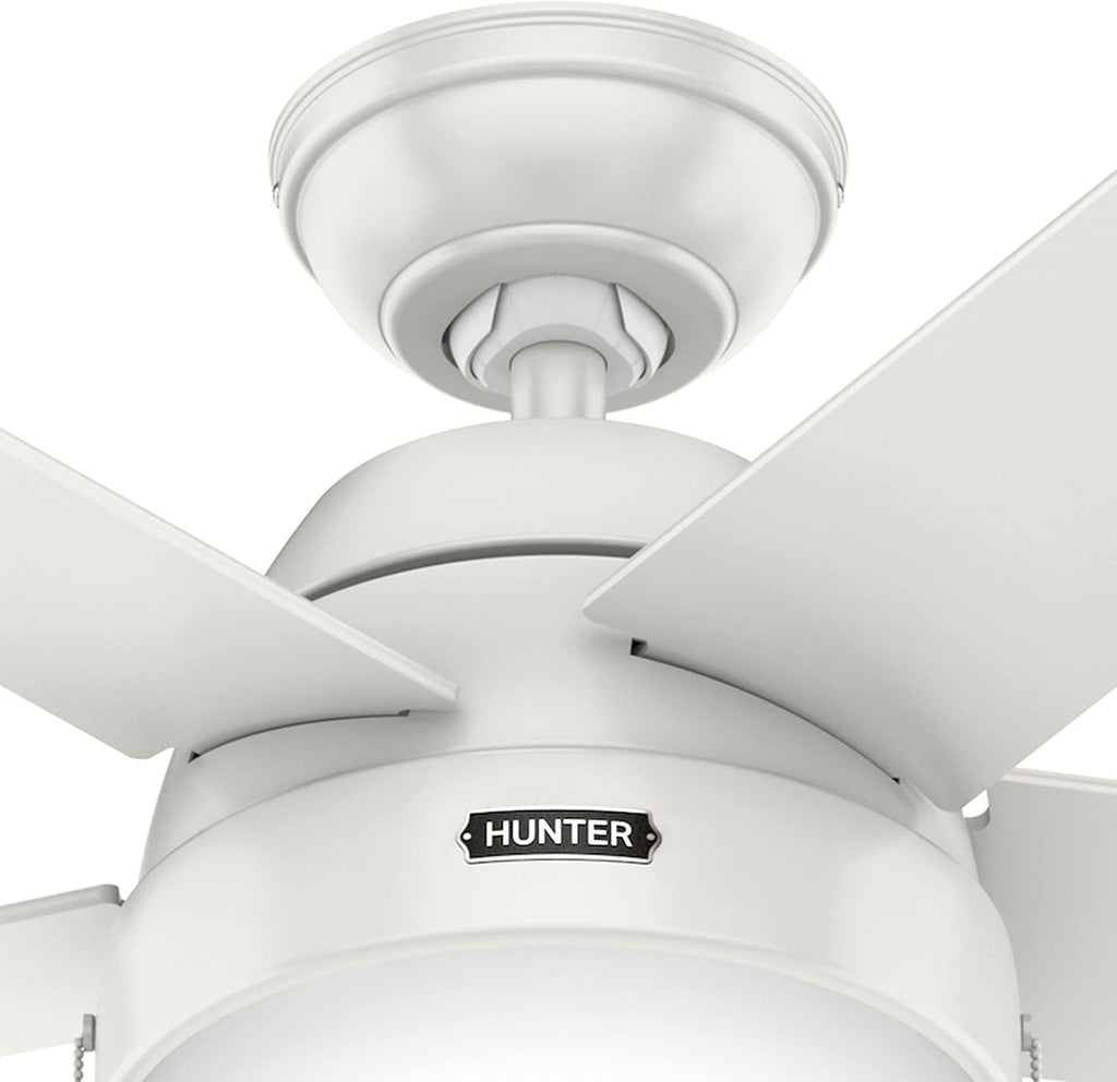 Hunter Fan 52 inch Contemporary Fresh White Finish Indoor Ceiling Fan with LED Light Kit and Pull Chain, Holiday gift for Bedroom, Living Room/Family Room, Dining Room, Kitchen, Office (Renewed)