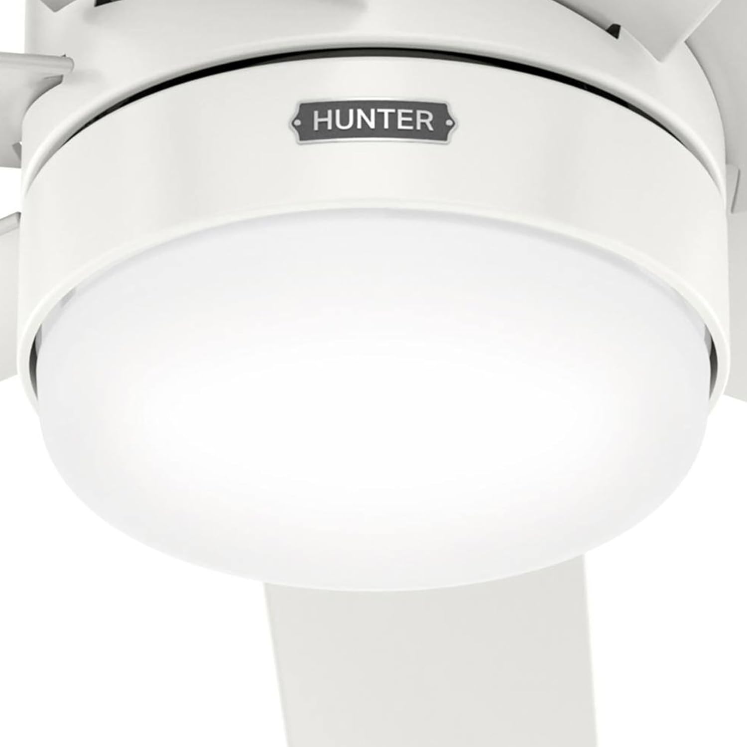 Hunter Fan 52 inch Indoor/Outdoor Fresh White Ceiling Fan with Light and Remote Control for Bedroom, Living Room, Dining Room, Kitchen, Office, Patio, CC5C23C75 (Renewed)