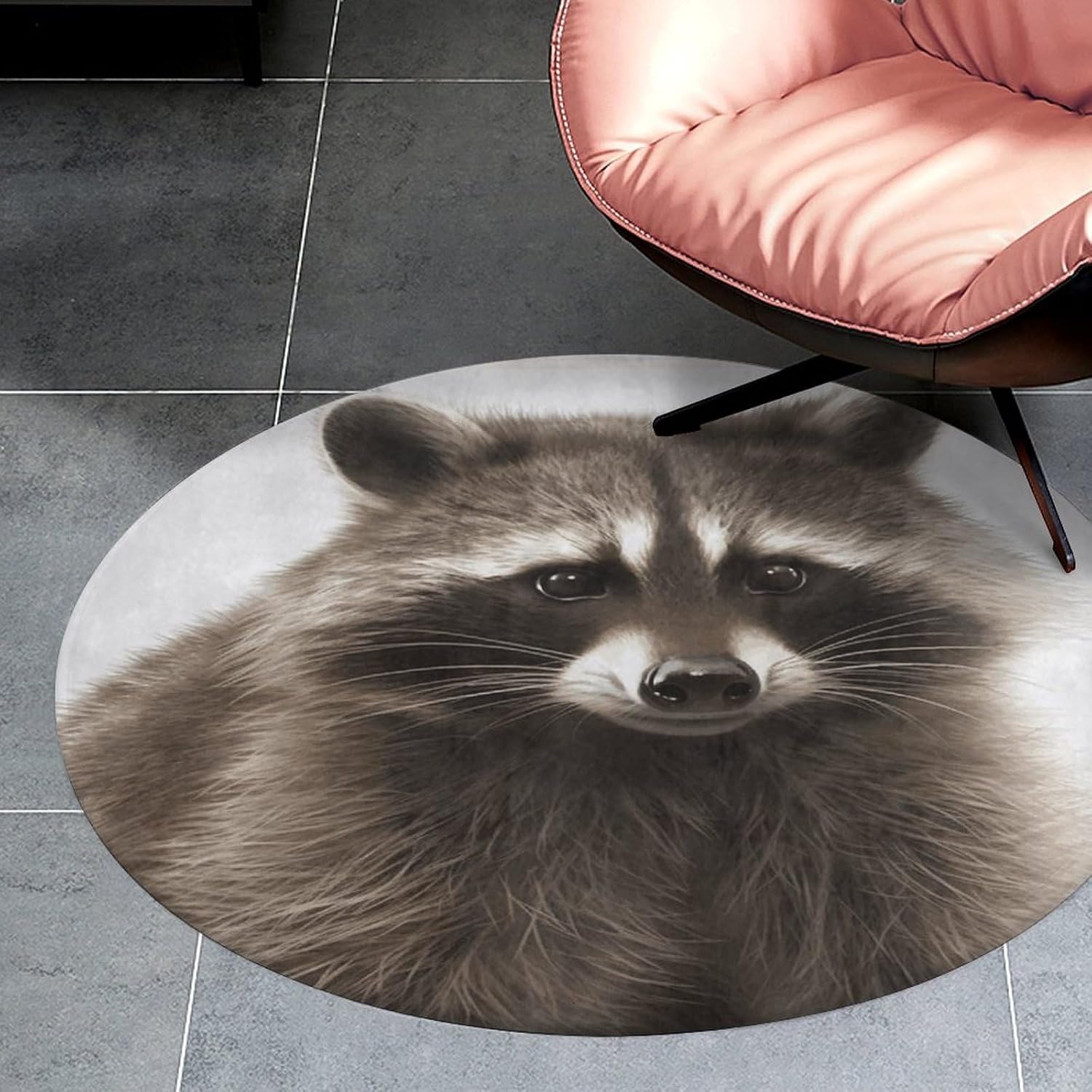 Hairy Raccoon Coral Velvet Round Floor Mat Non-Slip Bath Rug Floor Covering for Bathroom Vanity Guest Suite & Vacation Home