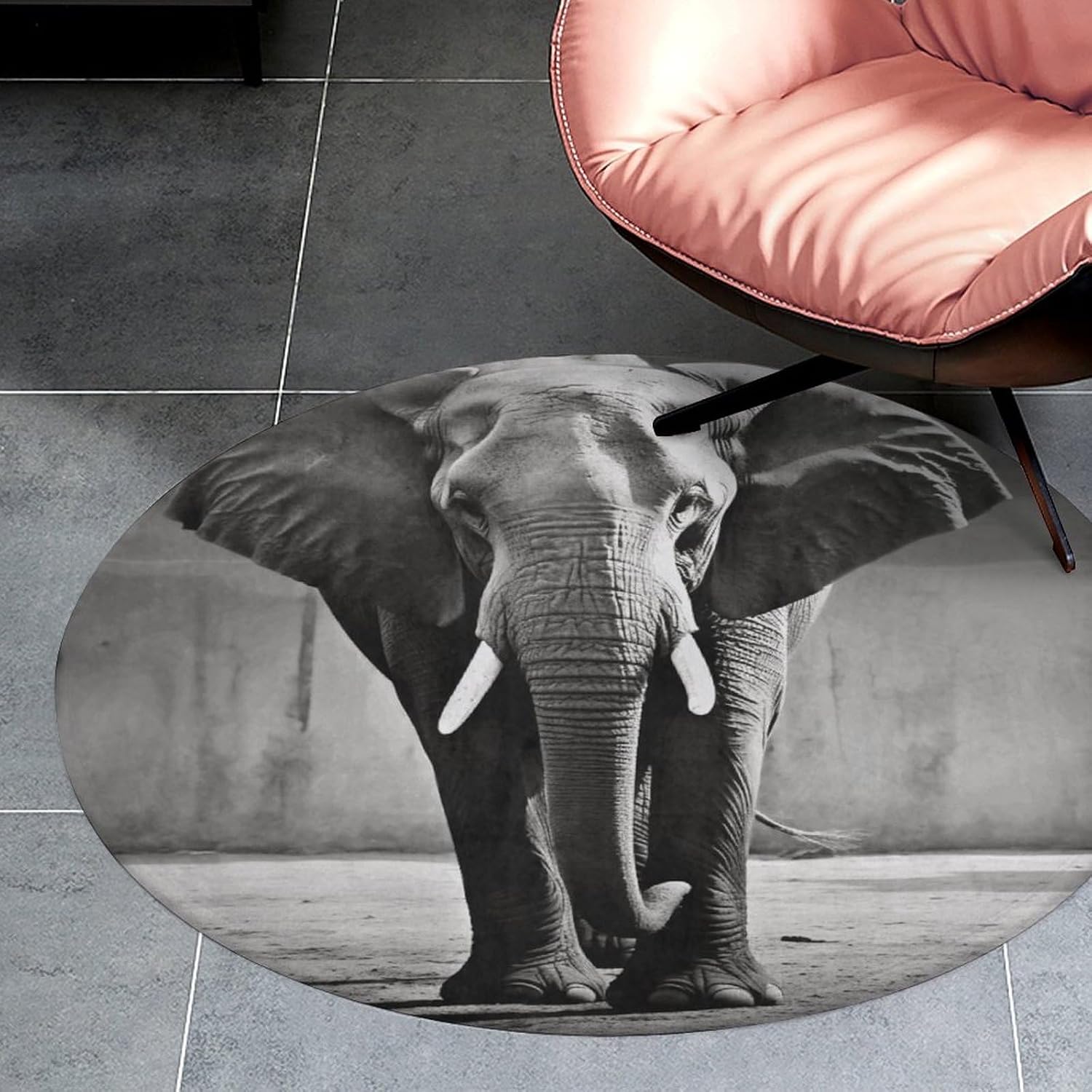 Black and White Elephant Coral Velvet Round Floor Mat Non-Slip Bath Rug Floor Covering for Bathroom Vanity Guest Suite & Vacation Home