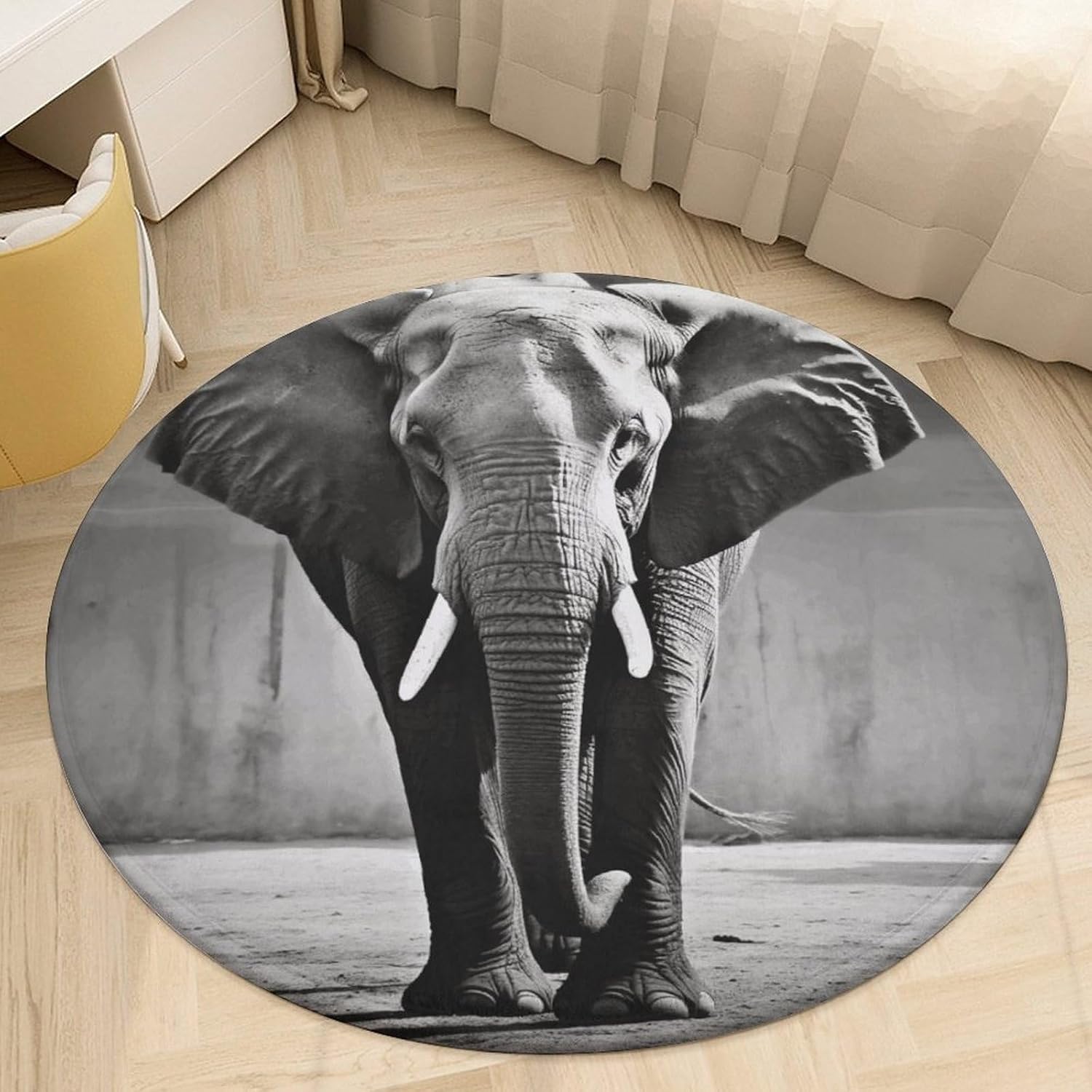 Black and White Elephant Coral Velvet Round Floor Mat Non-Slip Bath Rug Floor Covering for Bathroom Vanity Guest Suite & Vacation Home