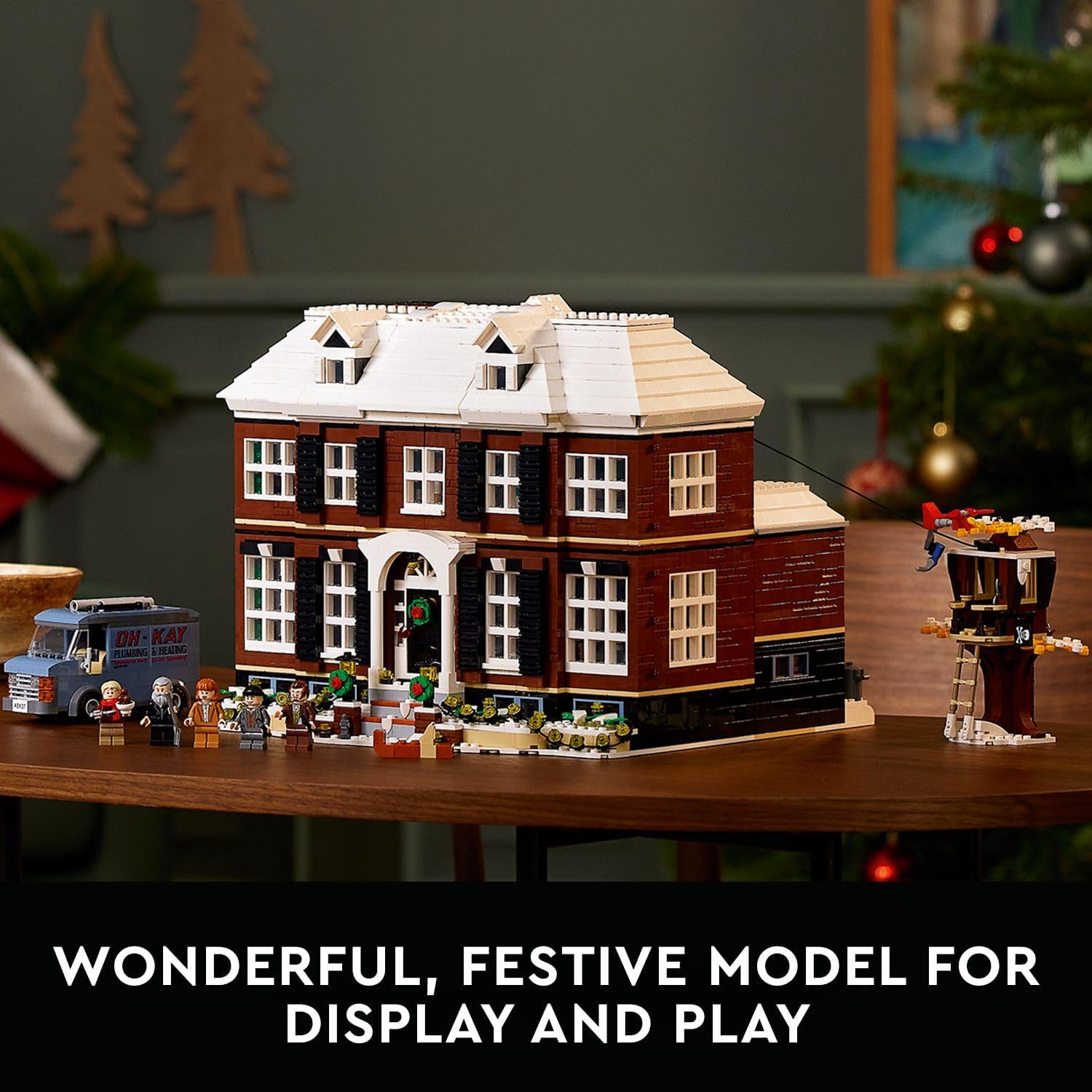 LEGO Ideas Home Alone McCallisters' House Building Set for Adults - Collectible Movie Model Kit for Office or Bookshelf Decor - Gift for Holidays or Birthdays - W/ 5 Minifigures - 21330