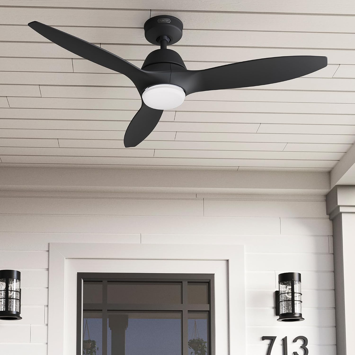 Hunter Fan 52 Inch Fresh Black Indoor/Outdoor Ceiling Fan with Lights and Remote Control for Farmhouse, Patio, Bedroom, Living Room, Office, Basement, Kitchen, Dining Room (Renewed)