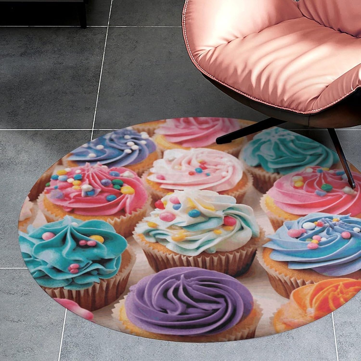 Birthday Cupcakes Coral Velvet Round Floor Mat Non-Slip Bath Rug Floor Covering for Bathroom Vanity Guest Suite & Vacation Home