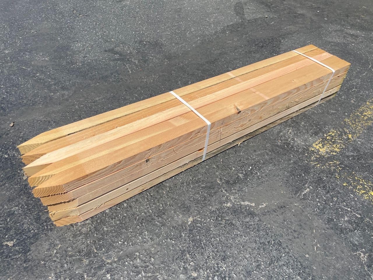 Sandbaggy 48' Wooden Grading Stakes - Made in The USA - 2' Thick Heavy Duty for Construction, Gardening, Surveying, Concrete Forms - Douglas Fir Wood (750 Stakes - 1 Pallet, 2' x 2' x 48')