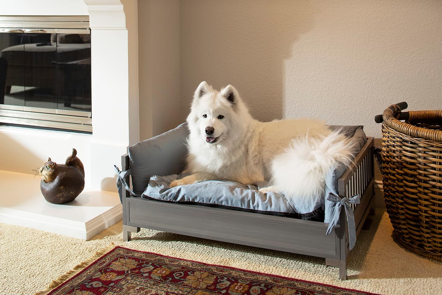 New Age Pet ECOFLEX Manhattan Raised Dog Bed, Moisture Resistant Frame with Stainless Steel Accents, Memory Foam Cushion, Grey, X-Large