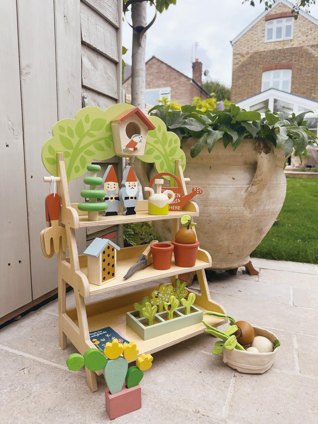 Tender Leaf Toys - Garden Centre - Wood Pretend Play Gardening Set Including Tools, Bird House, Gnomes and Accessories - Encourages Imaginative Play, Improves Language and Fine Motor Skills - Age 3+
