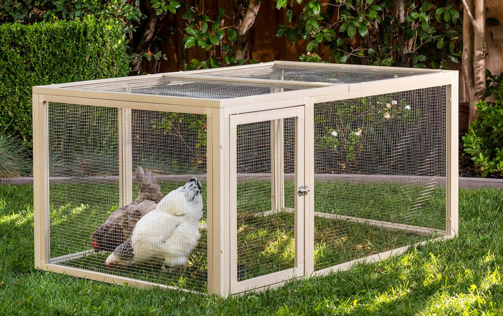 New Age Pet ECOFLEX® Jumbo Fontana Chicken Coop with Nesting Box & Spacious Pen - Red Finish