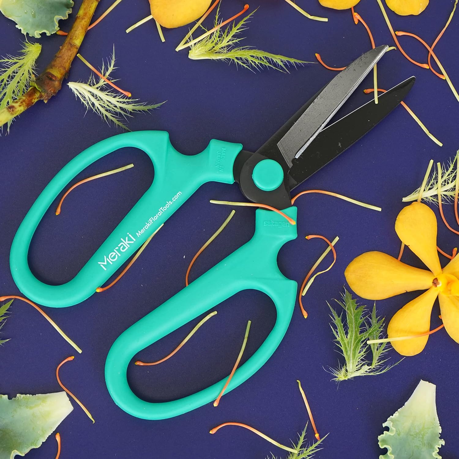 Flower Scissors Set Of 3 Carbon Steel Blades, 3 Sizes In Cool Analogous Colors